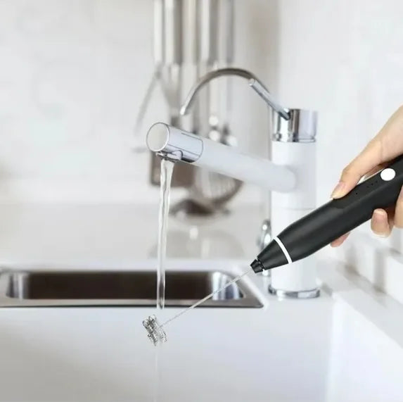 Batedor Elétrico Recarregável 2 em 1 para Ovos e Mais