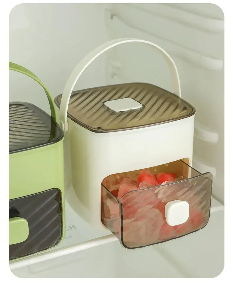 IceBox Premium 48 – Gelo Inteligente com Tampa e Reservatório-Solte os cubos com um toque e mantenha seu freezer organizado!