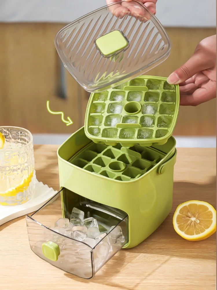 IceBox Premium 48 – Gelo Inteligente com Tampa e Reservatório-Solte os cubos com um toque e mantenha seu freezer organizado!